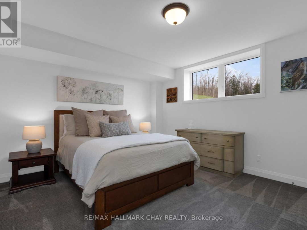 41 THOROUGHBRED DRIVE, Oro-Medonte