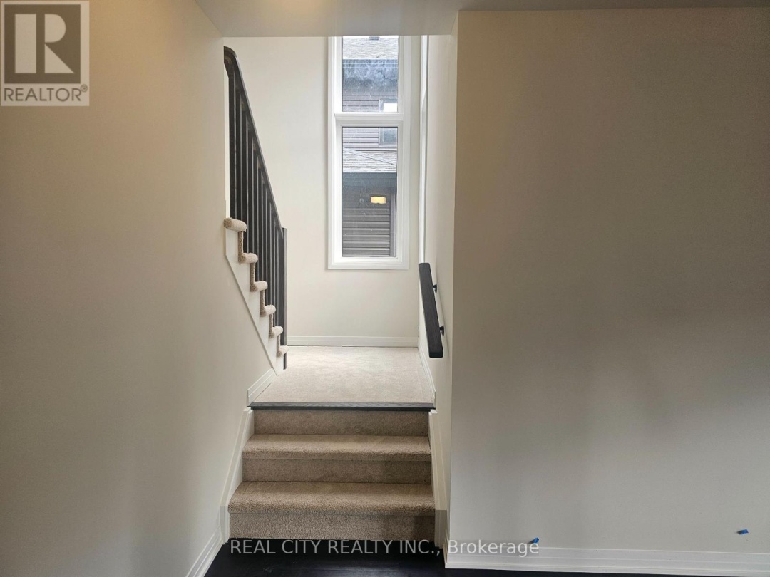 3063 SANDY ACRES AVENUE, Severn (West Shore)