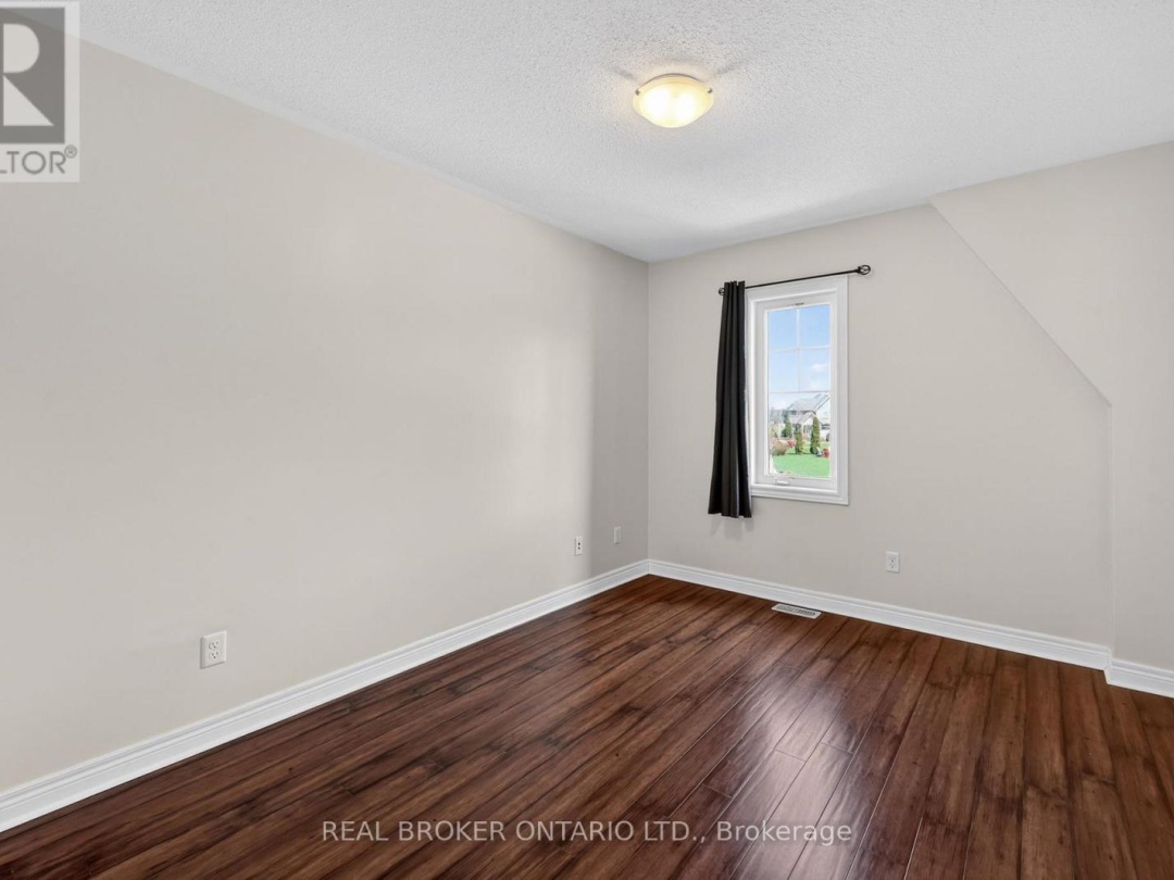 12 MASTERS CRESCENT, Georgian Bay