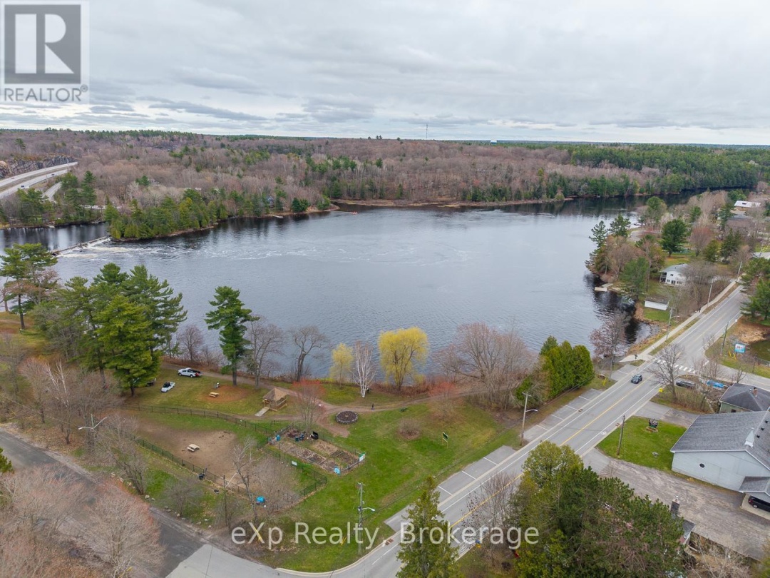 302 - 20A SILVER BIRCH COURT, Parry Sound
