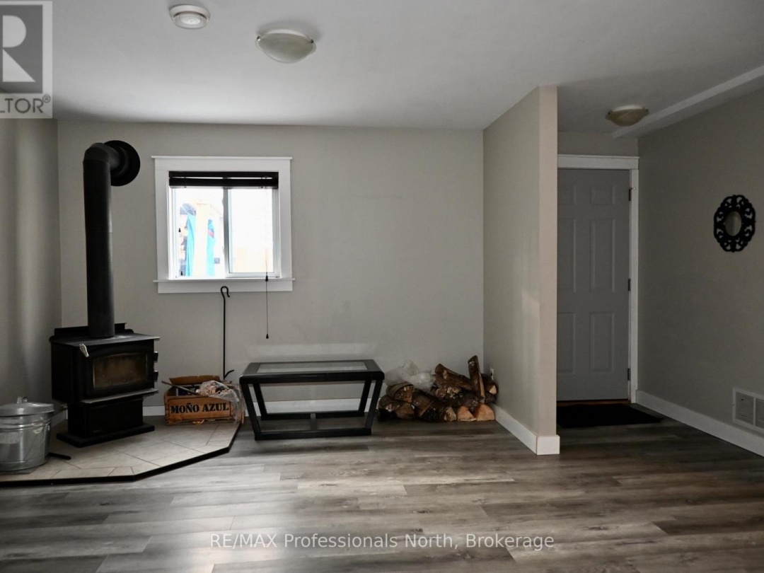 351 CHUB LAKE ROAD, Huntsville (Brunel)