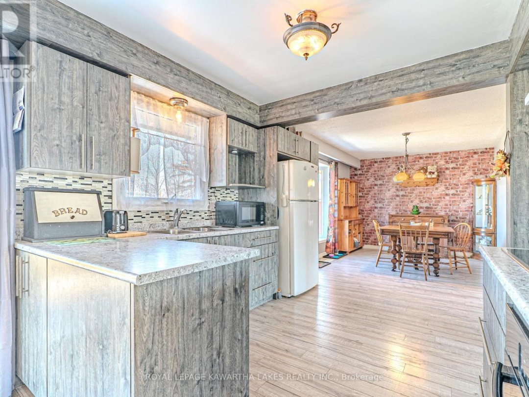 49 CRESSWELL ROAD E, Kawartha Lakes (Mariposa)