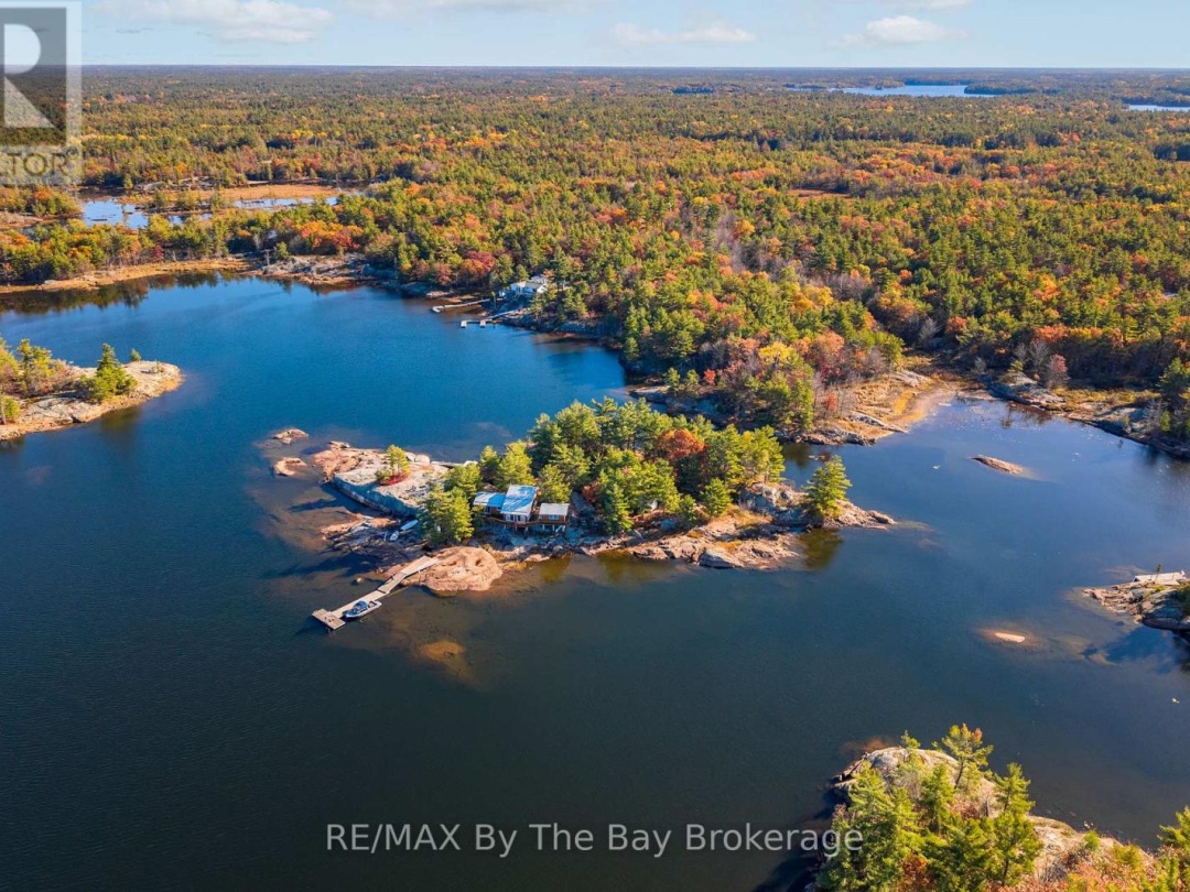 2 ISLAND 2890, Georgian Bay