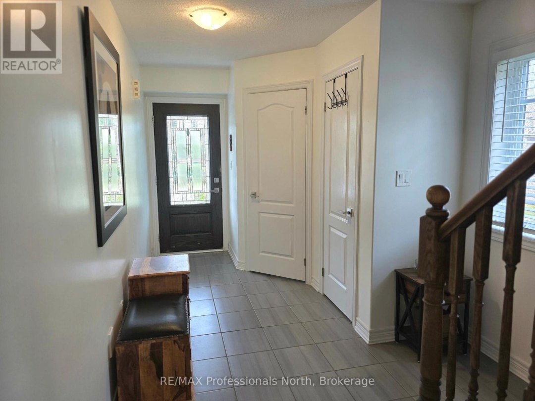8 SPALDING CRESCENT, Huntsville (Chaffey)
