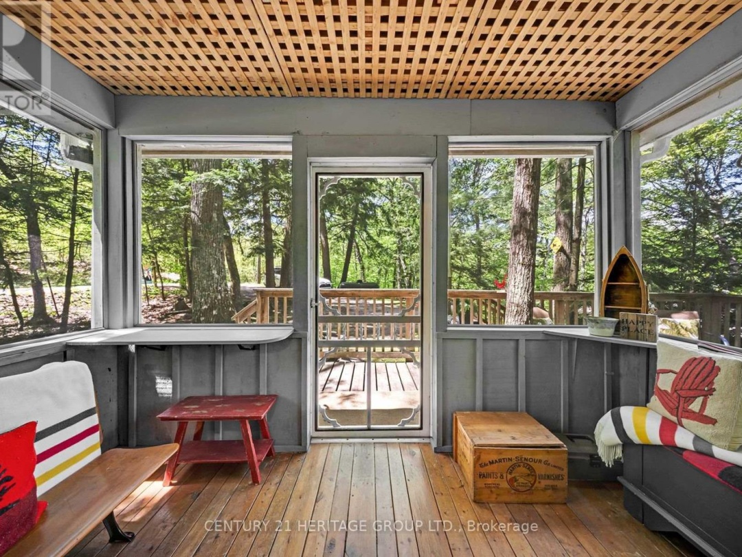 46 GODDARD CRESCENT, Otter Lake