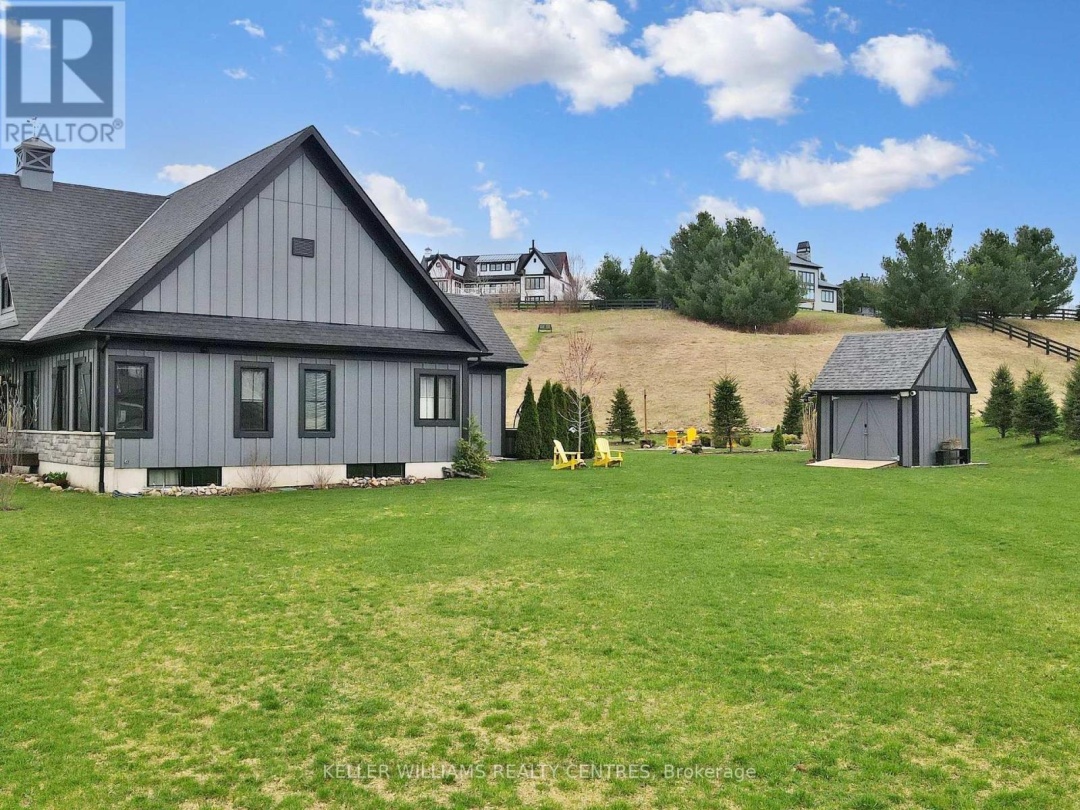 2 Thoroughbred Drive, Oro-Medonte