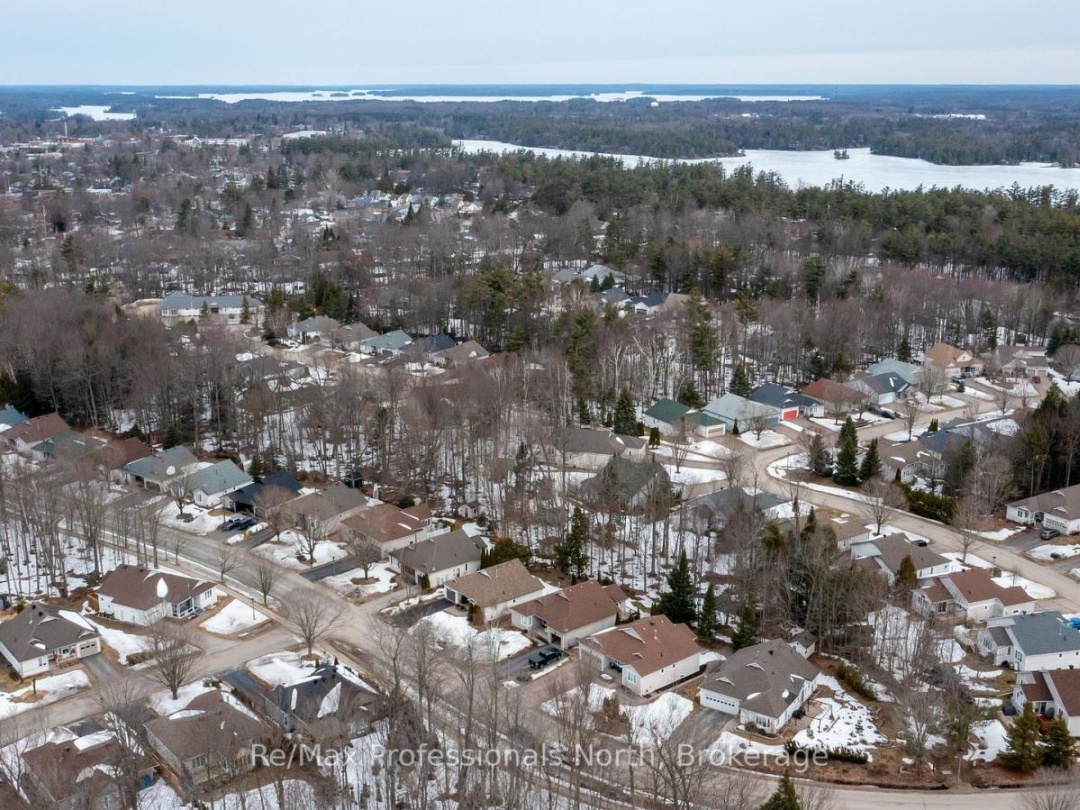 102 PINERIDGE GATE, Gravenhurst (Muskoka (S))