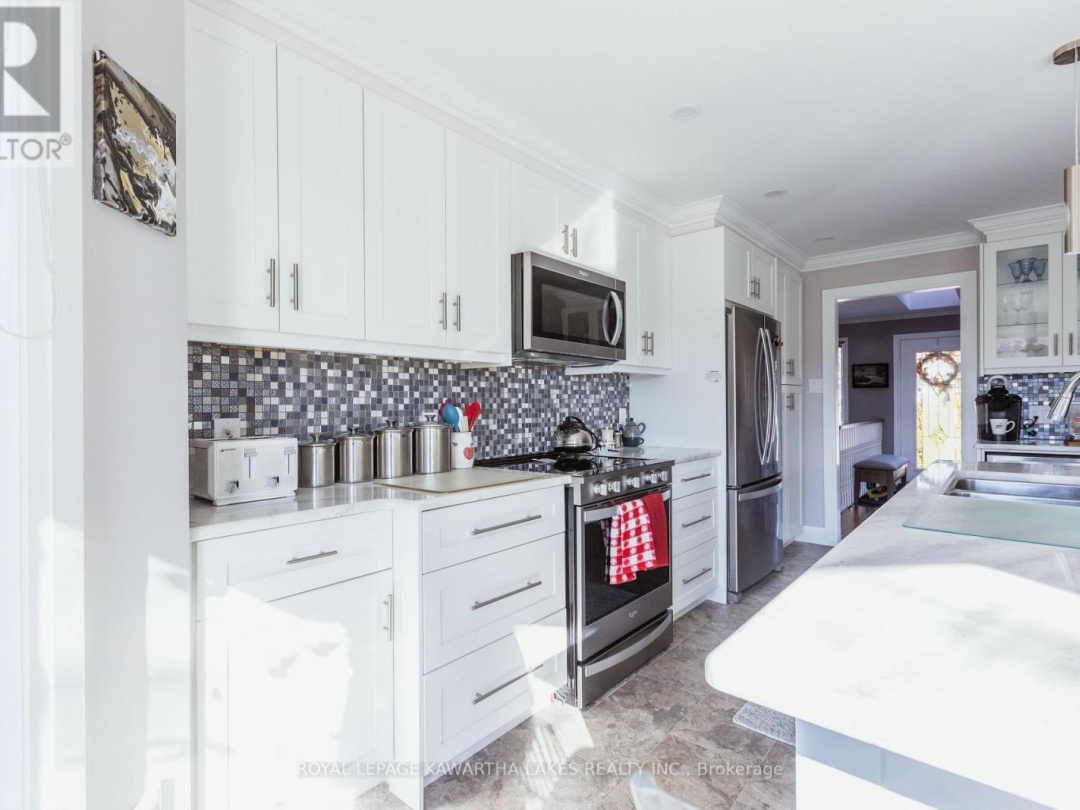 83 NAVIGATORS TRAIL, Kawartha Lakes (Bobcaygeon)