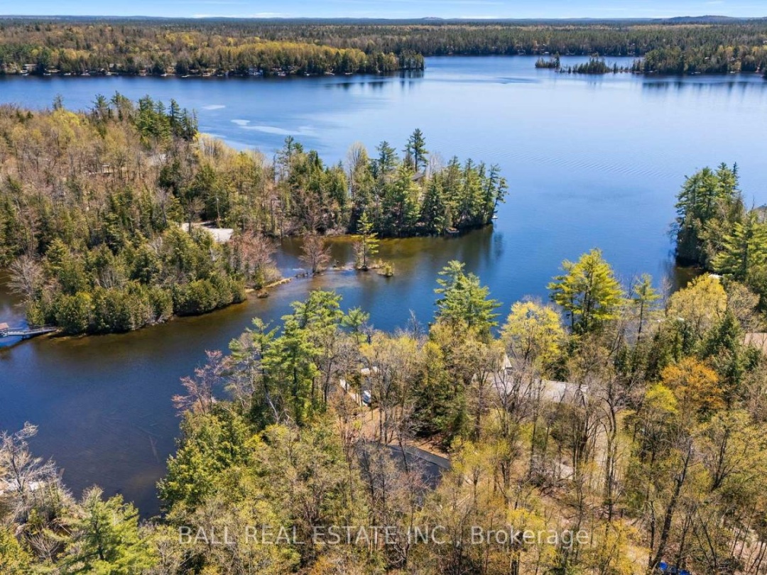 479 EAST CLEAR BAY ROAD, Crystal Lake