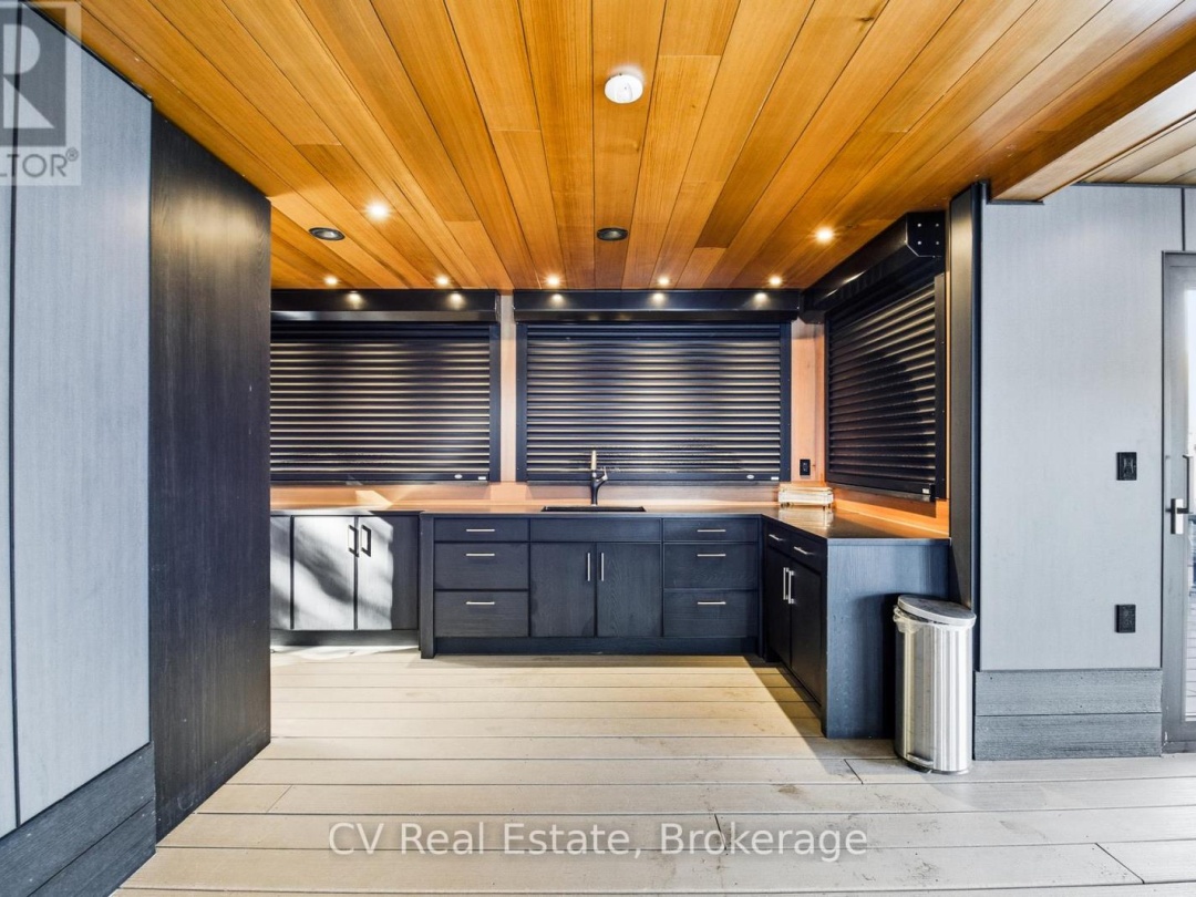 1056 S SUNSET BAY RD, Lake Muskoka