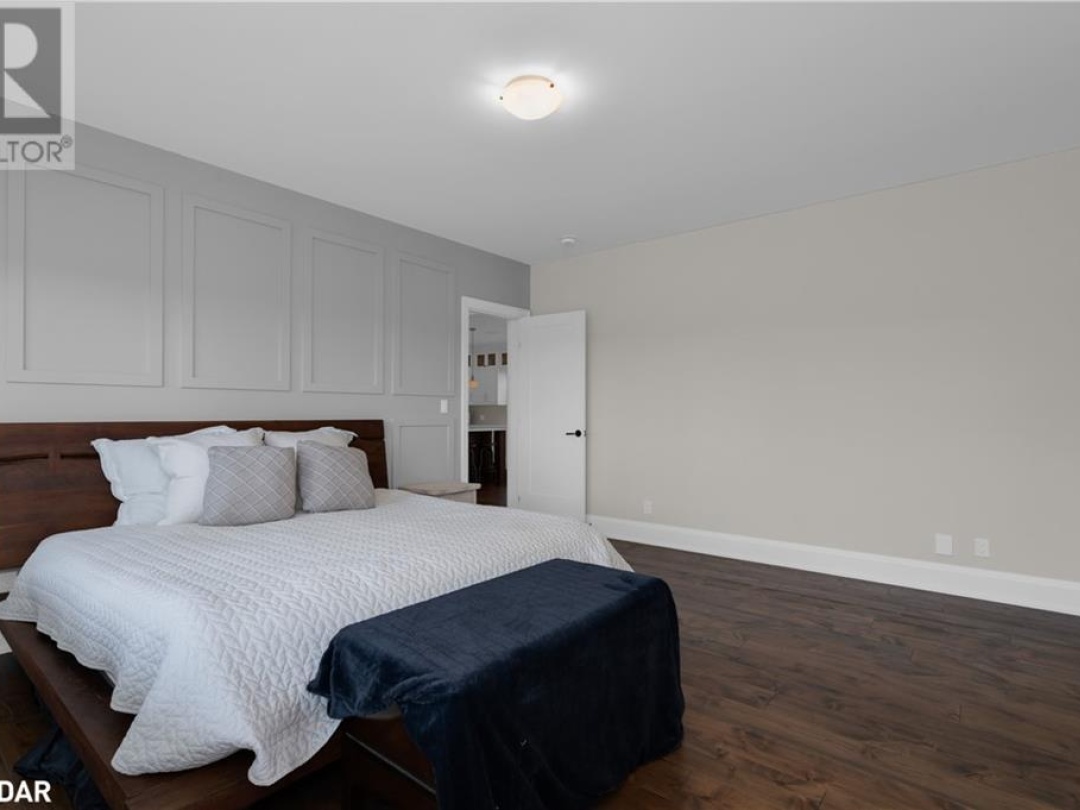 28 THOROUGHBRED Drive, Oro-Medonte