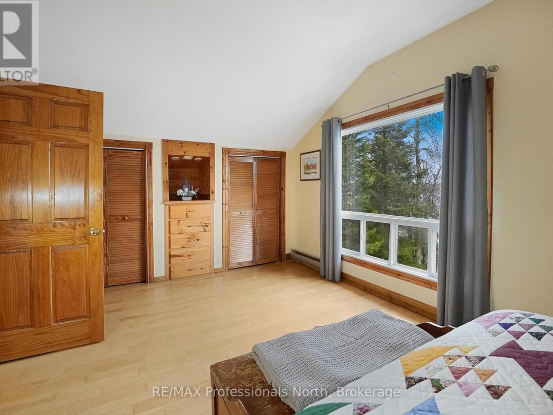 7254 HIGHWAY 35, Shadow Lake
