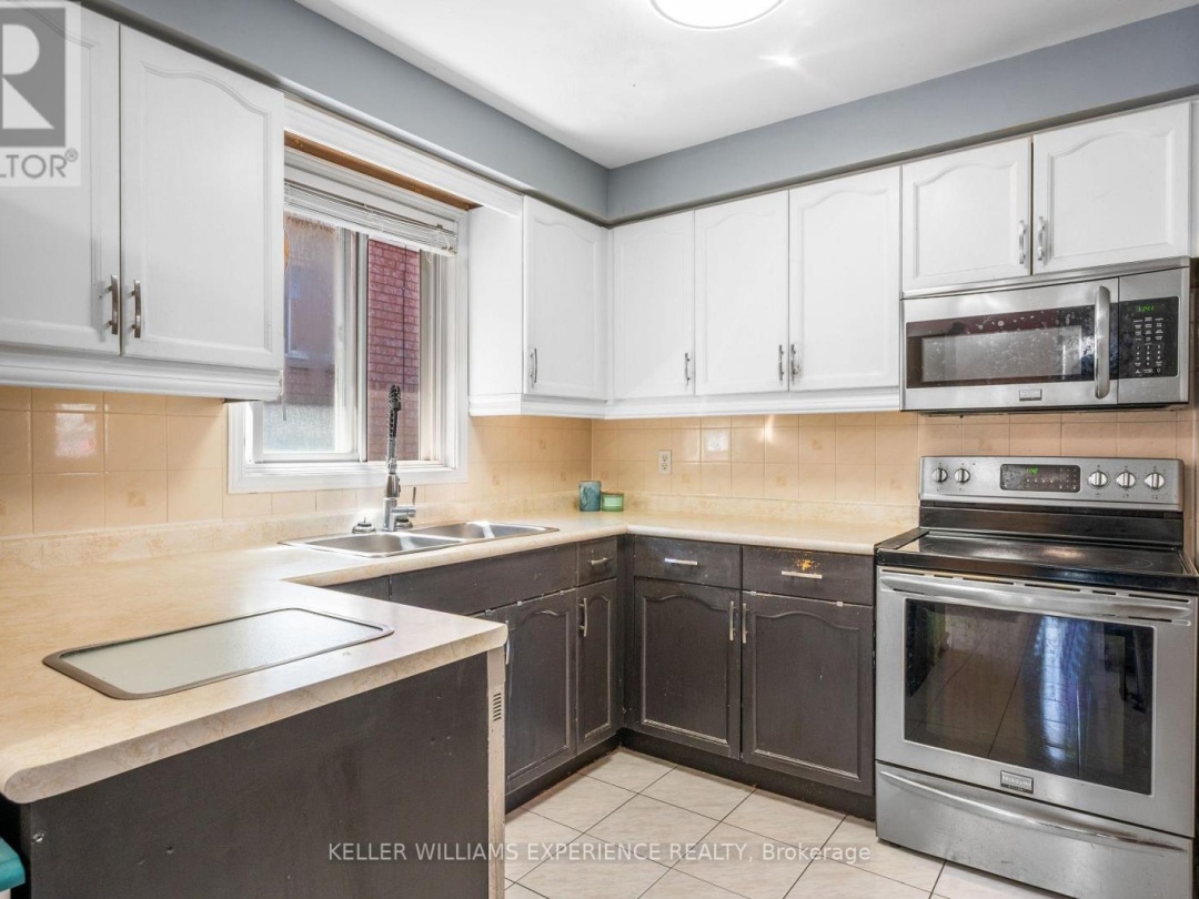 321 PARK STREET, Orillia