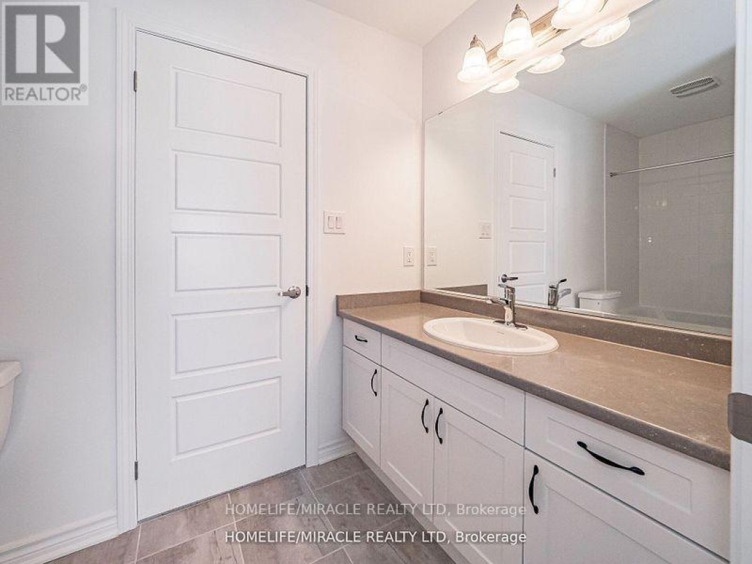 28 Dyer Crescent, Bracebridge (Macaulay)