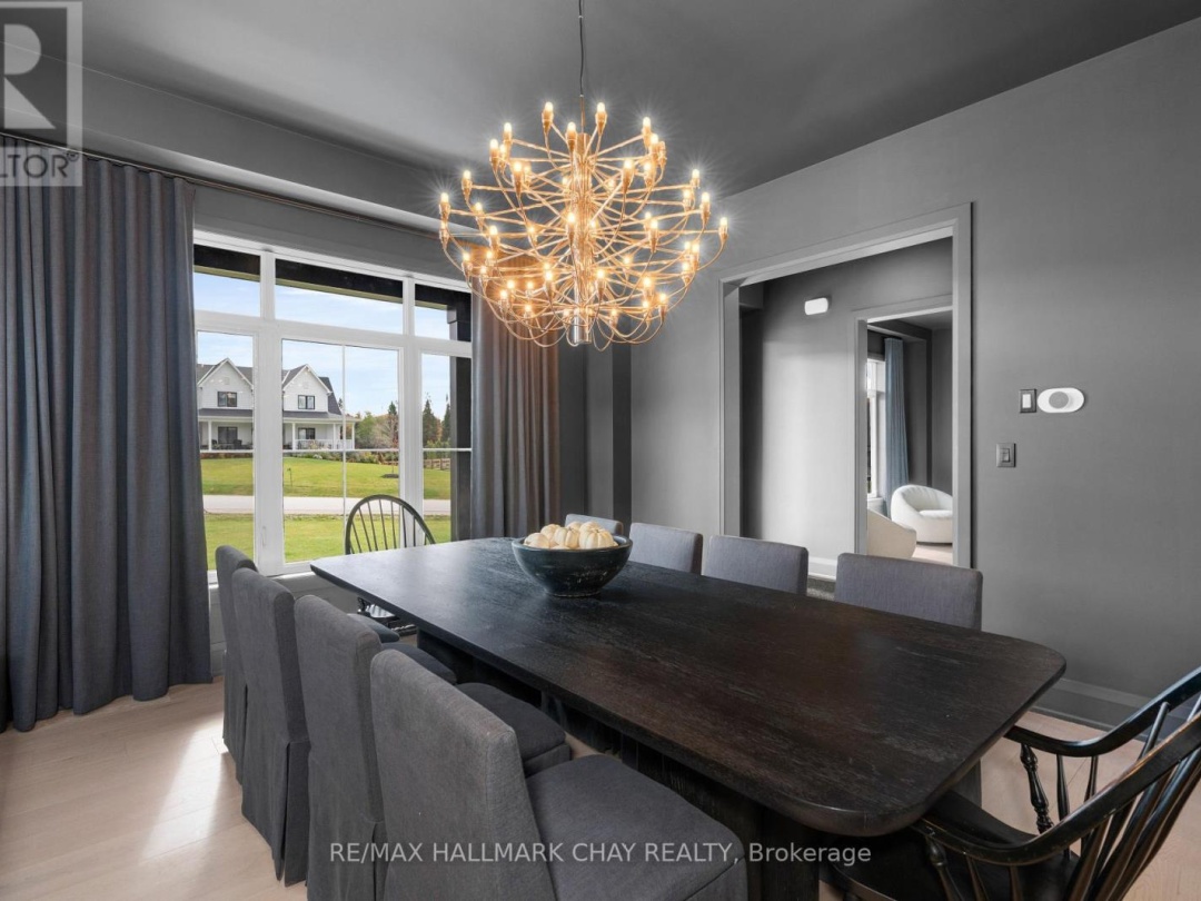 72 GEORGIAN GRANDE DRIVE, 