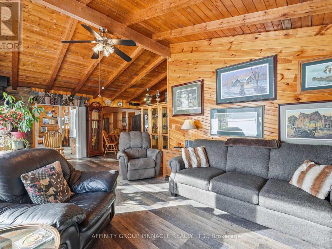 1150 MOORE LAKE ESTATES ROAD, Moore Lake