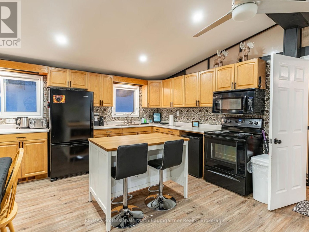 18830 HWY 35, Kushog Lake