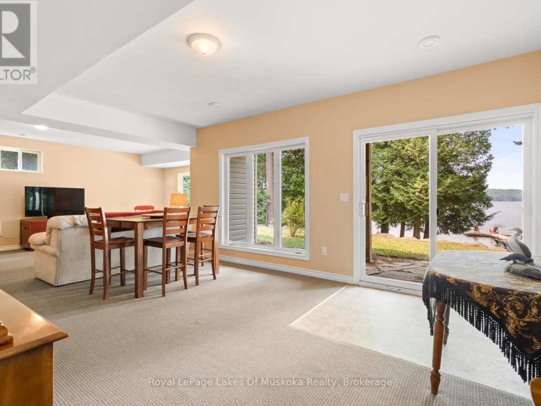 1484 SHANGRILA ROAD, 