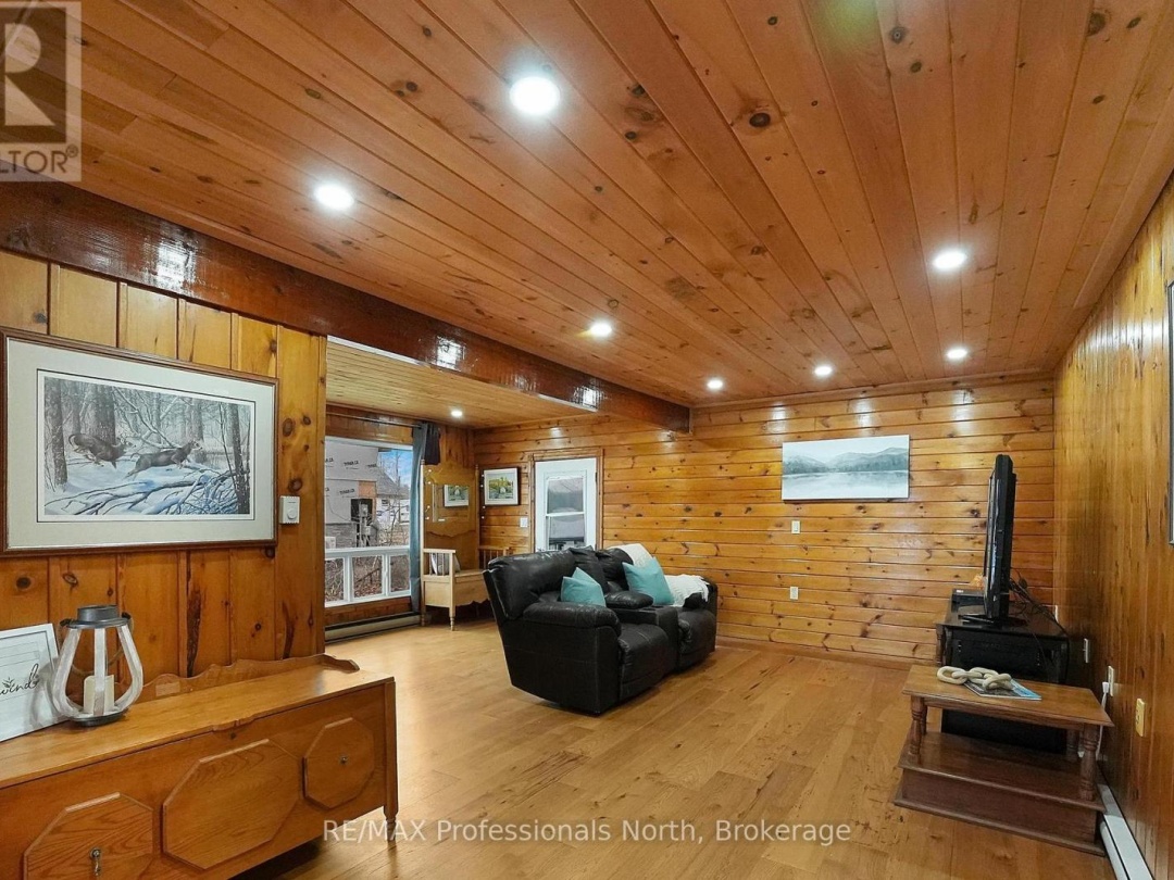 7254 HIGHWAY 35, Shadow Lake
