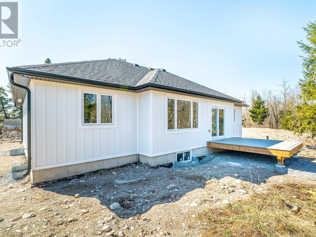 6 PATRICK STREET, Kawartha Lakes (Carden)