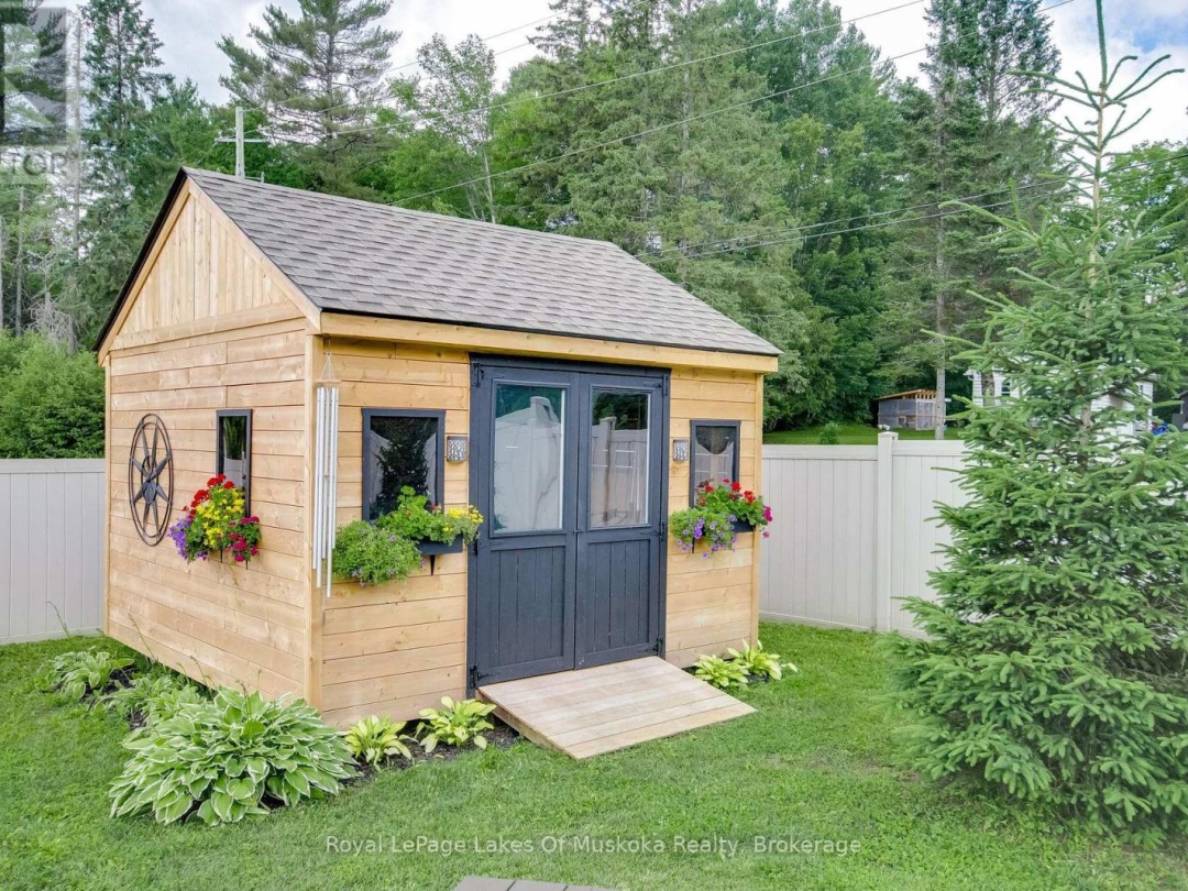 75 SELKIRK DRIVE, Huntsville (Chaffey)