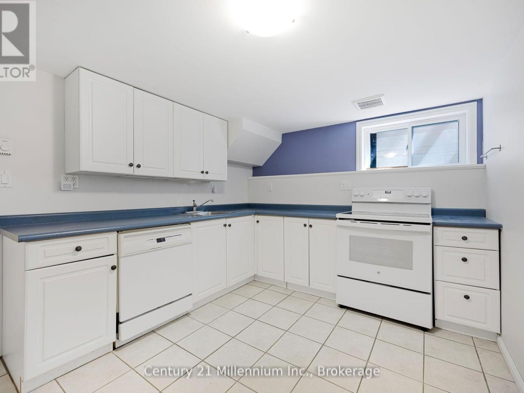 100 MATCHEDASH STREET N, 