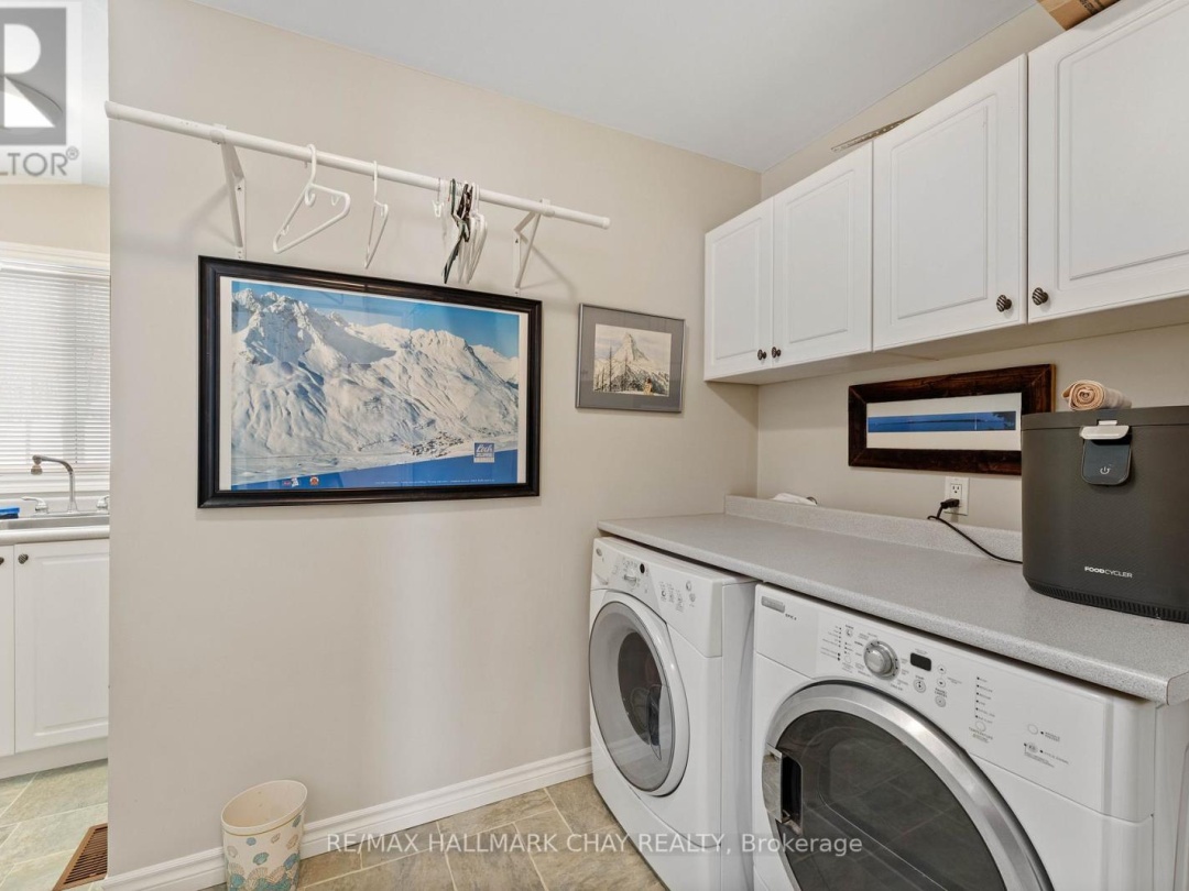 137 PICKEREL POINT ROAD, Gloucester Pool