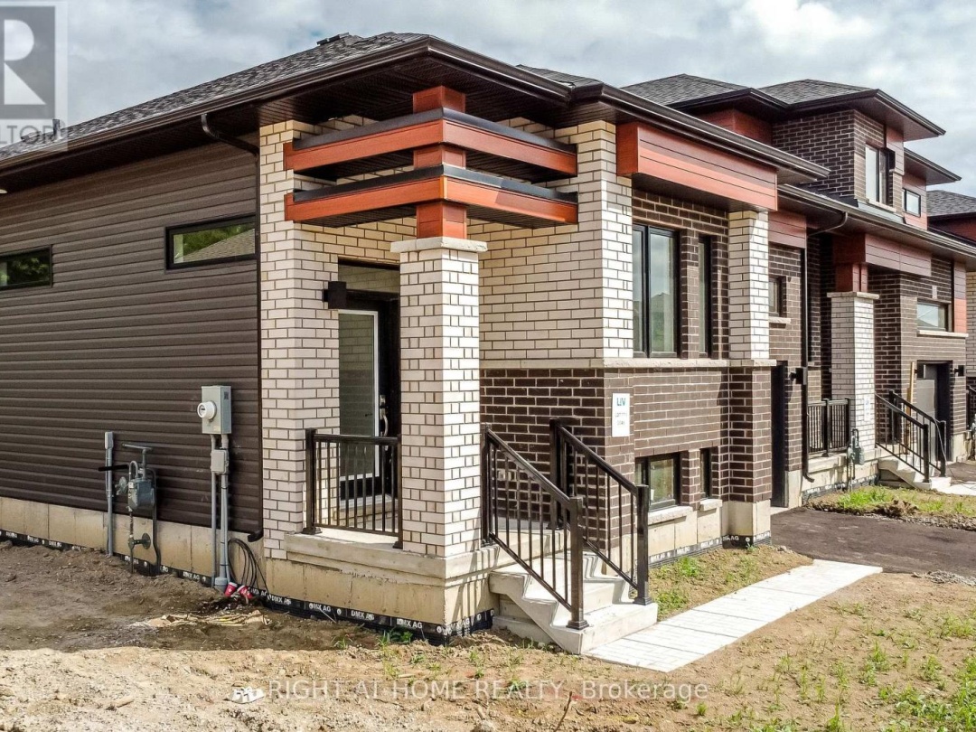 3056 SANDY ACRS AVENUE, Severn (West Shore)