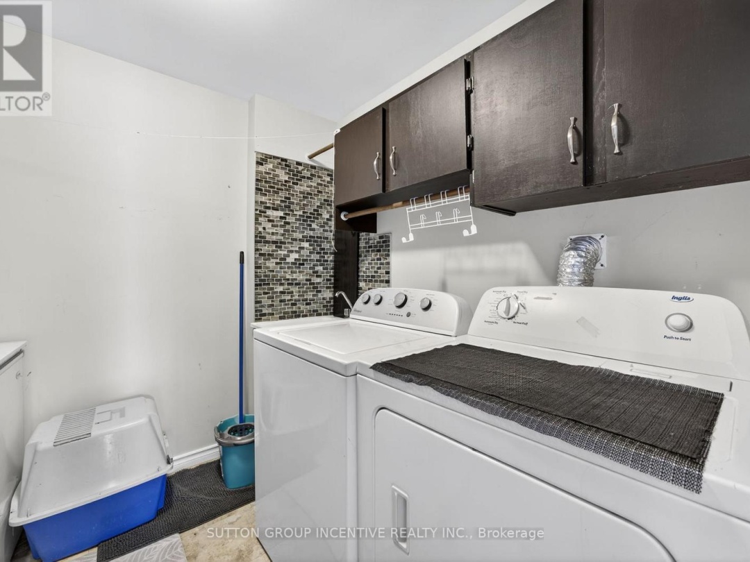 4652 PLUM POINT ROAD, 