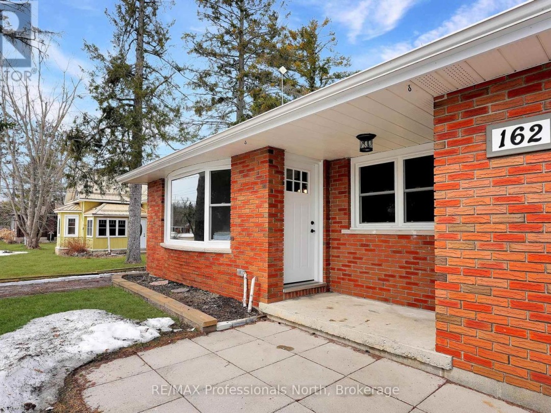 162 HILLSIDE DRIVE, Kawartha Lakes (Somerville)