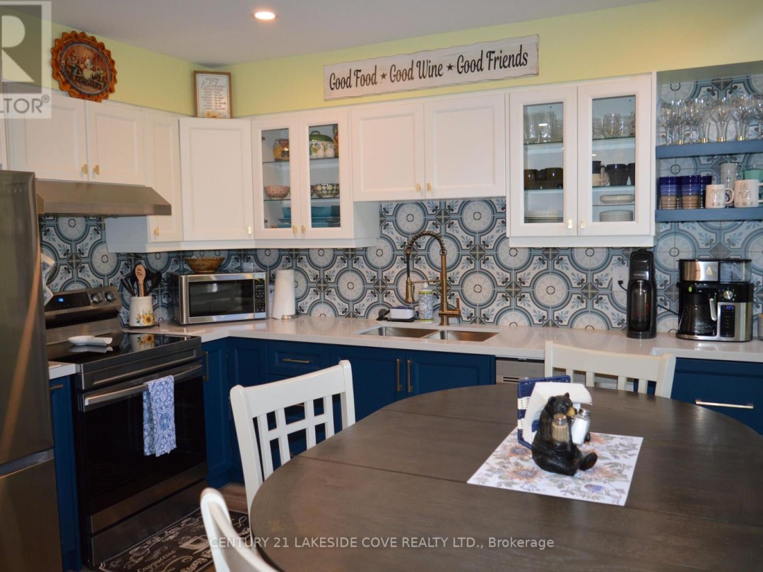 UNIT 8 - 41 LAGUNA PARKWAY, Lake Simcoe
