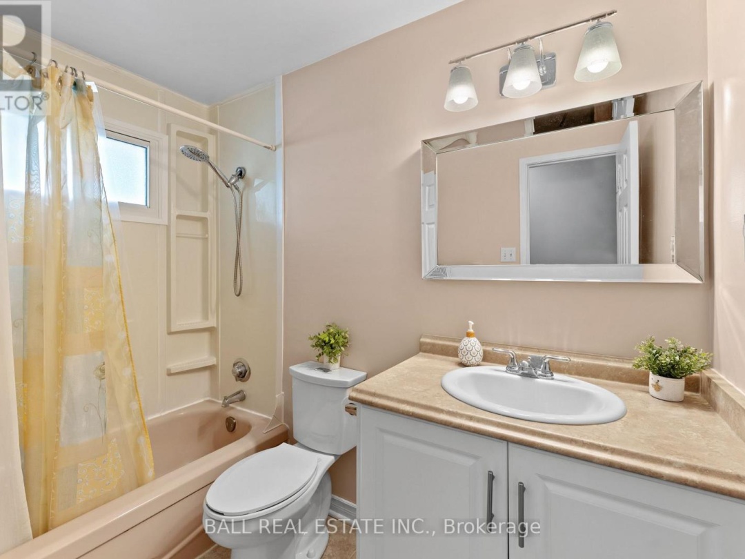 11 LAKEVIEW CRESCENT, Pigeon Lake
