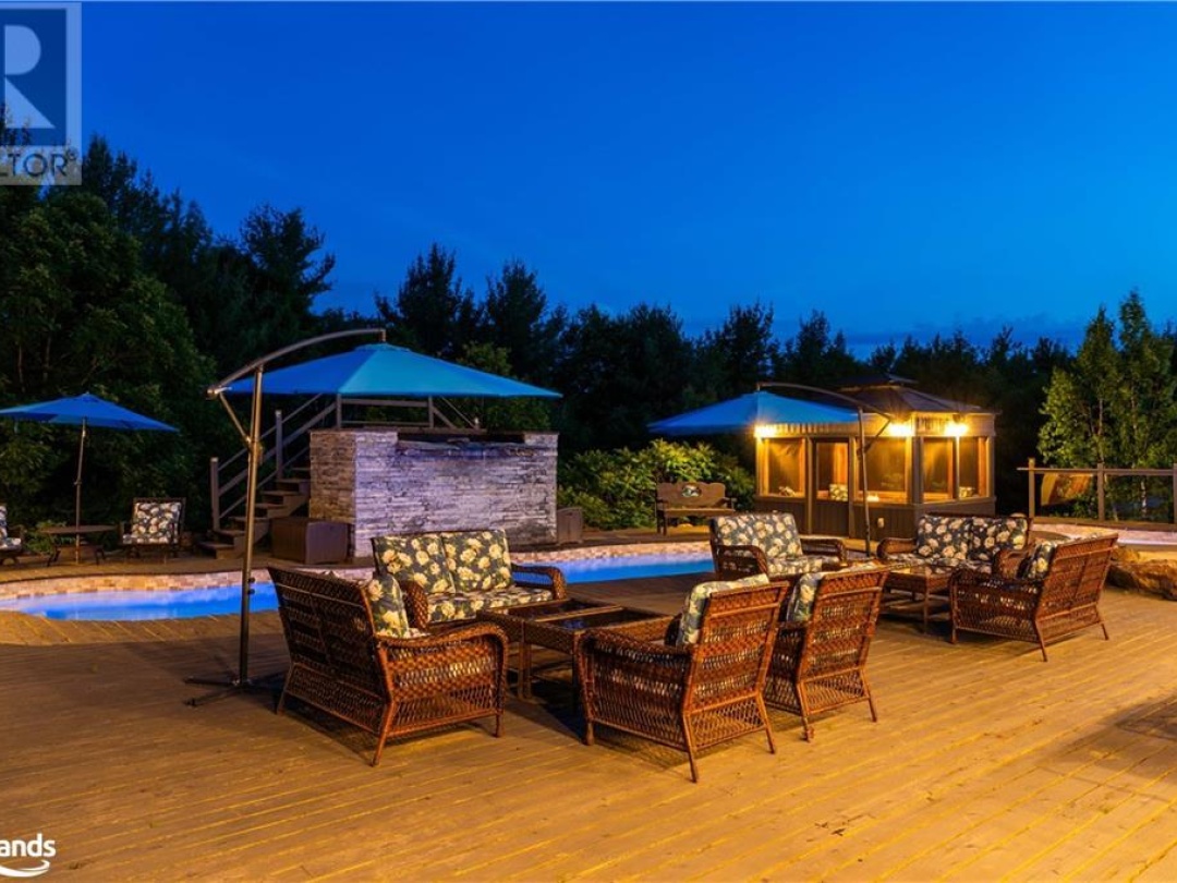 1075 Armstrong Point Road, Port Carling