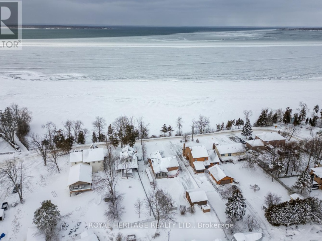 31 WELLINGTON STREET, 