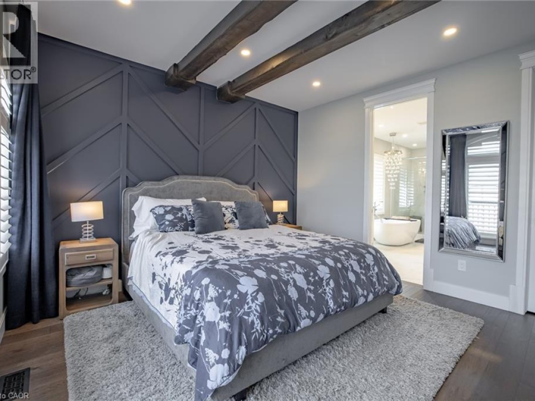 4 LOCKMAN Drive, Ancaster