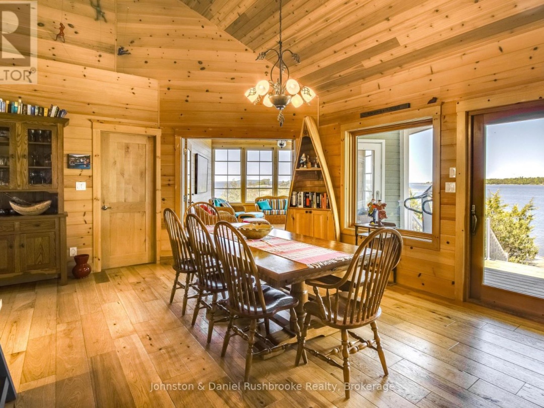 2 ISLAND 1210, Georgian Bay
