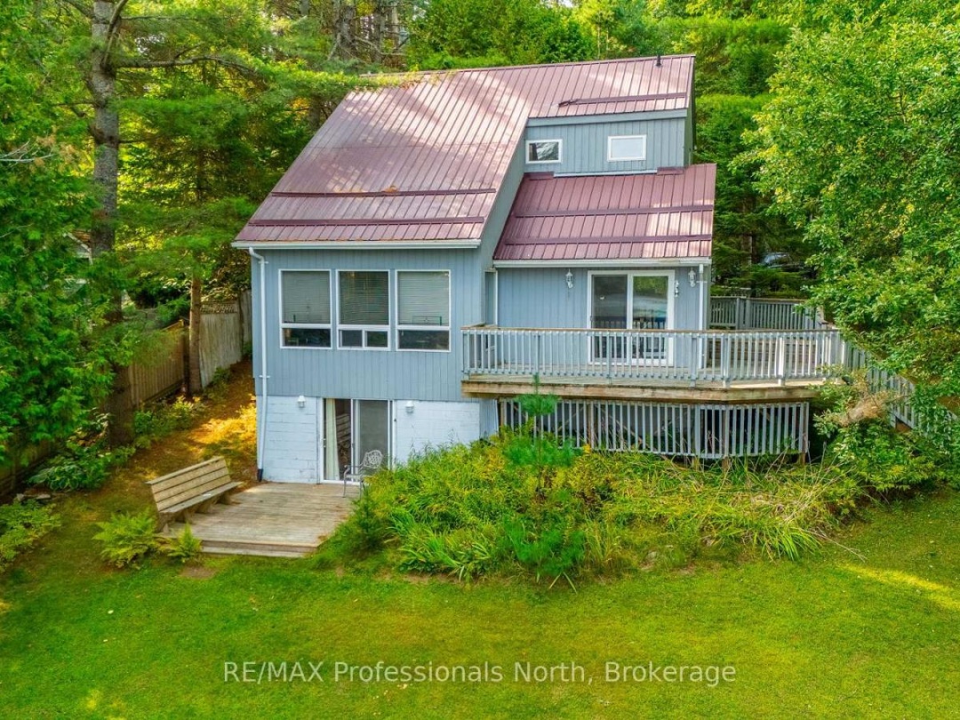 1080 PETTICOAT LANE, Minden Lake