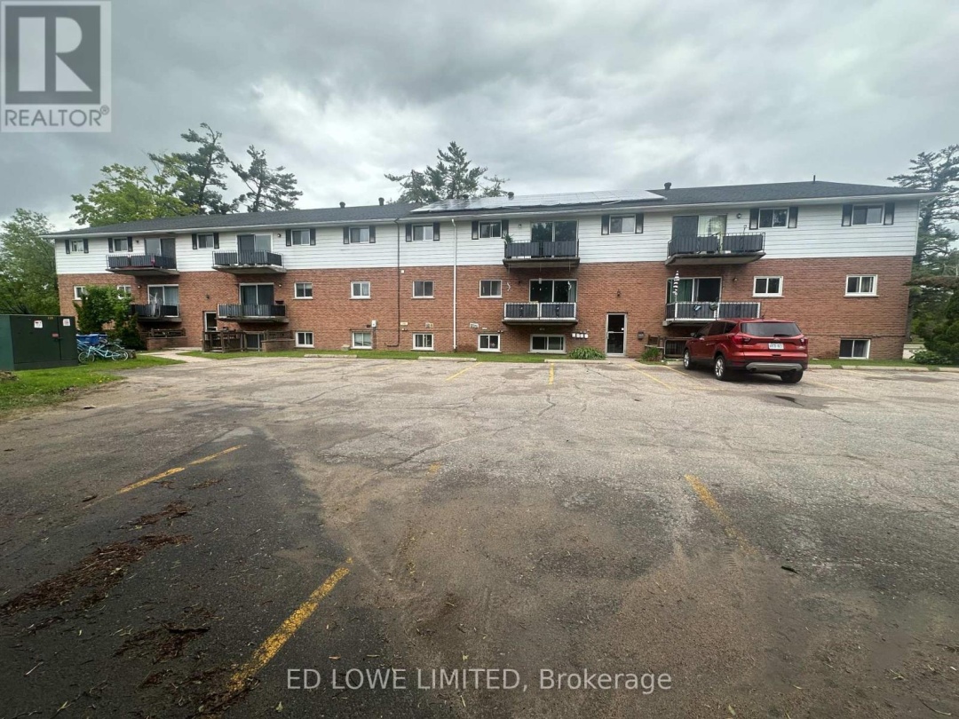 105 WINEWOOD AVENUE W, Gravenhurst (Muskoka (S))