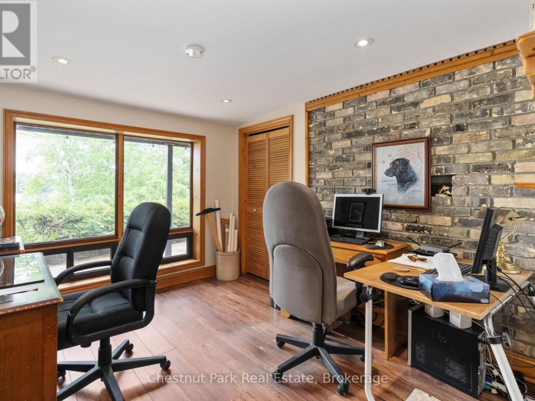 652 NORTH WASEOSA LAKE ROAD, 