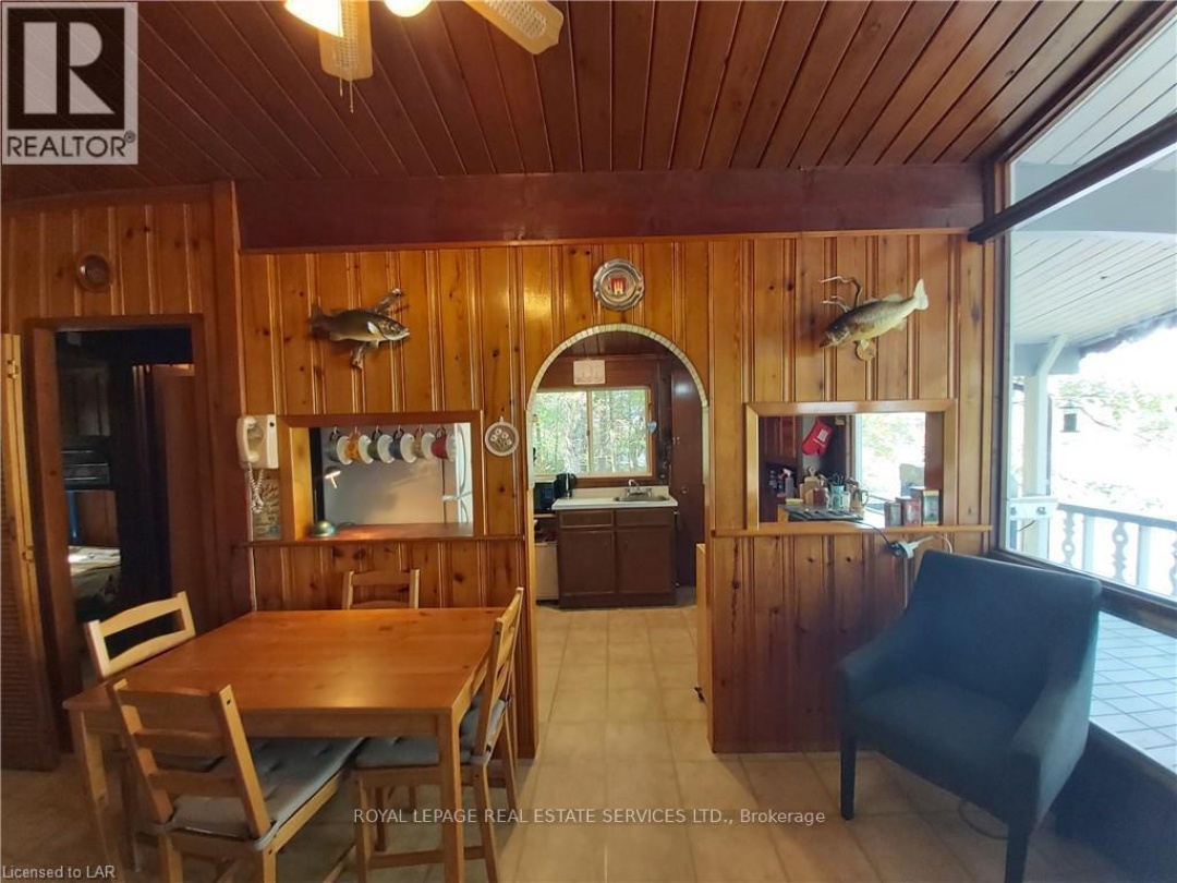 1327-1329 WOODLAND DRIVE, Muldrew Lake