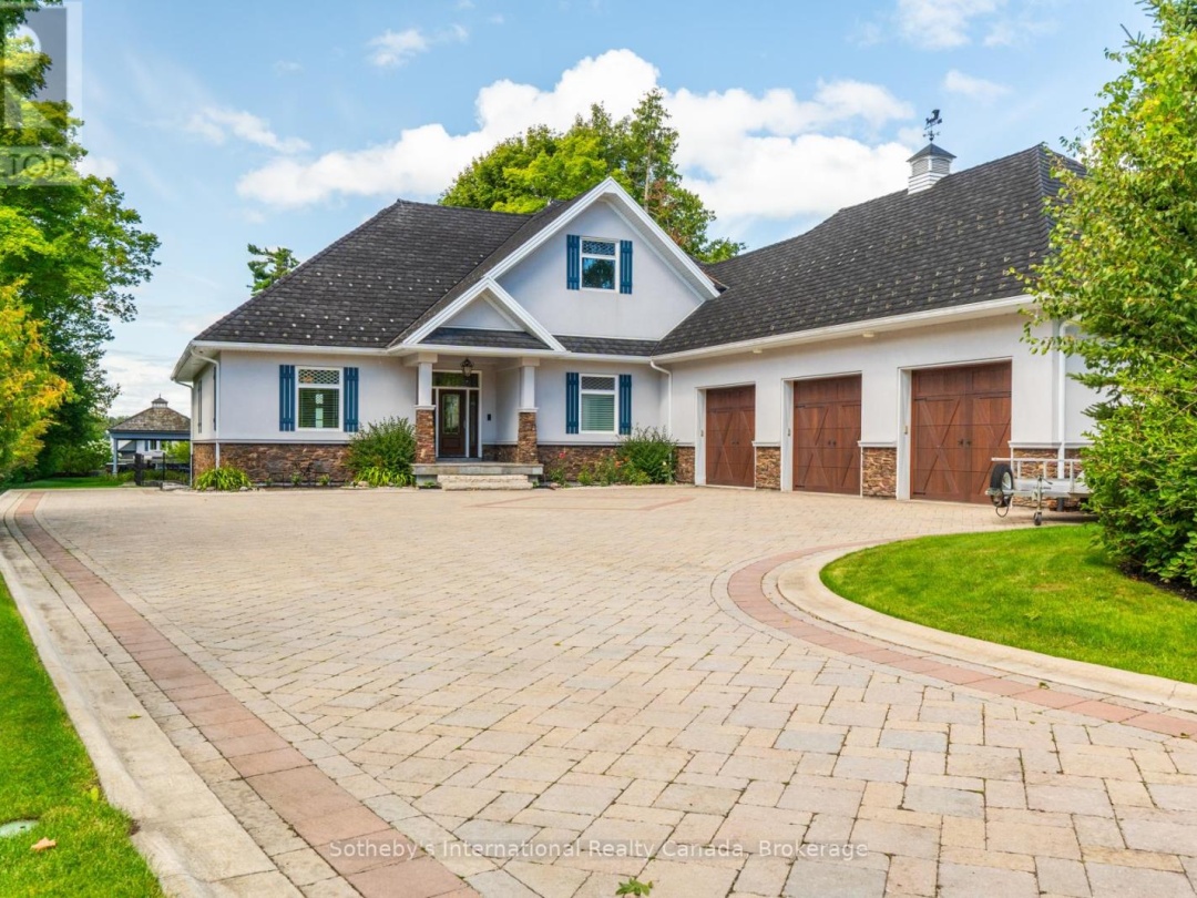153 CREIGHTON STREET S, Lake Simcoe