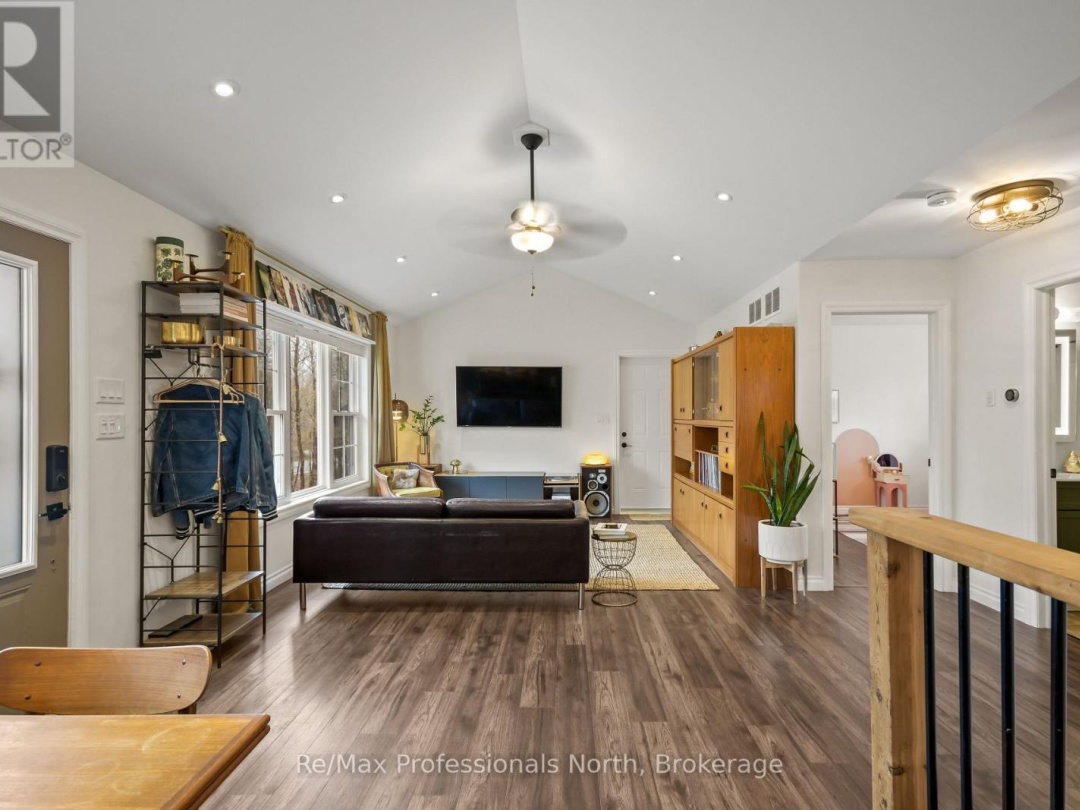 69 YONGE STREET S, Huntsville (Chaffey)