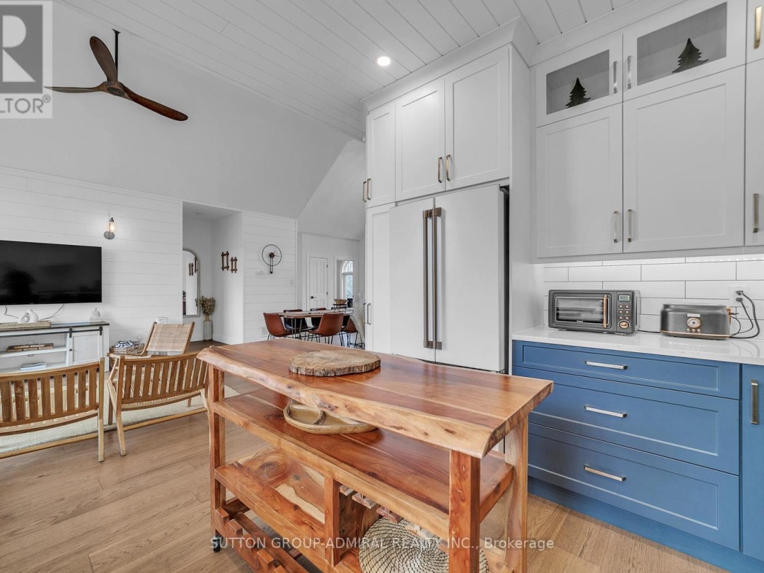 106 JUNIPER ISLE ROAD, Balsam Lake