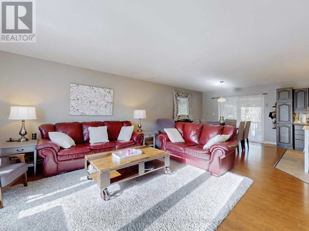 30 TRENT RIVER ROAD N, 