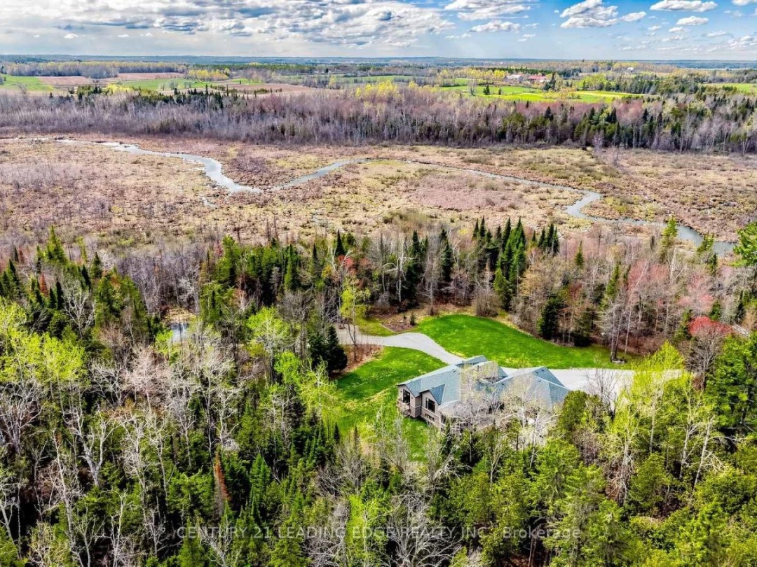 99 KAGAWONG ROAD, Kawartha Lakes (Fenelon)