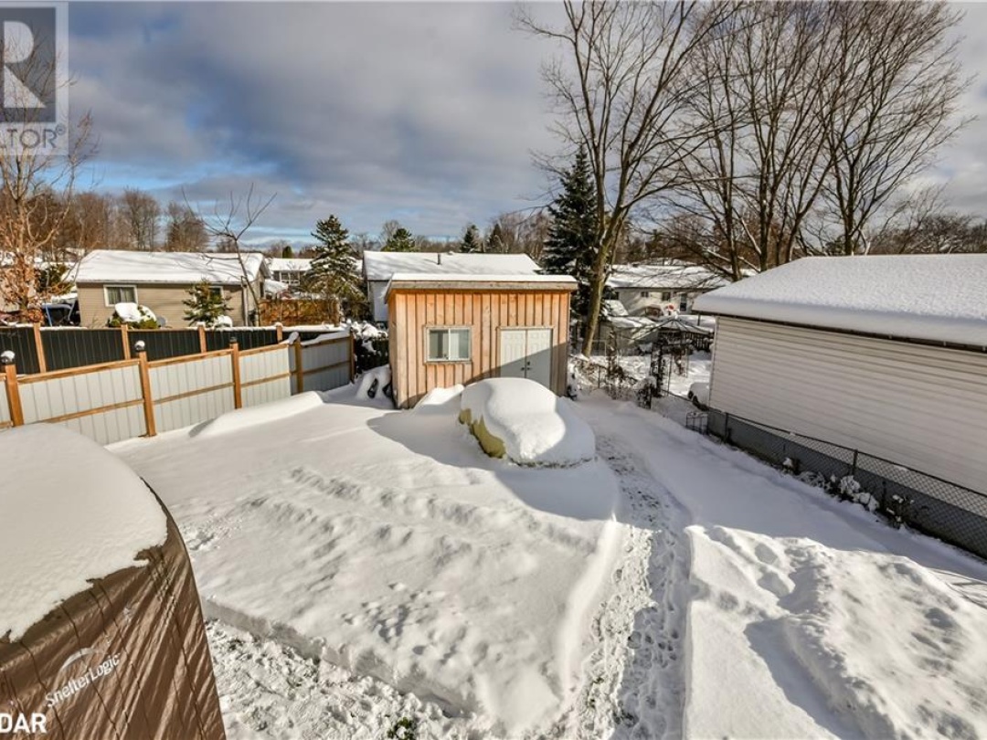 2 Walker Avenue, Orillia