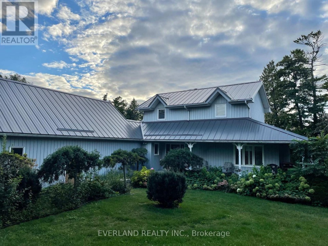 24940 THORAH PARK BOULEVARD, Lake Simcoe