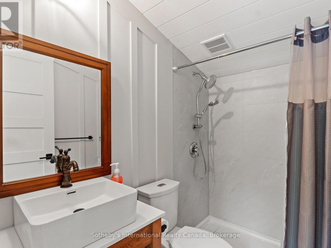 103 WHITES FALLS ROAD, Georgian Bay (Baxter)