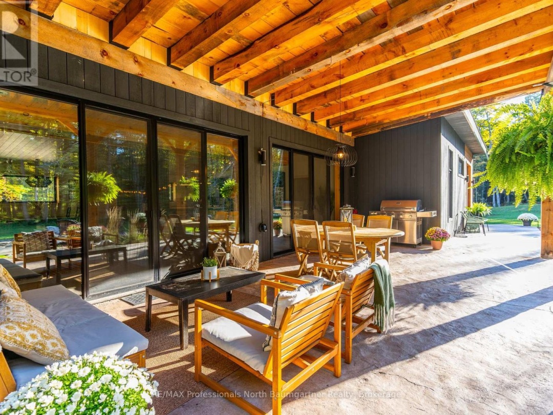 1592 BUCKSLIDE ROAD, 