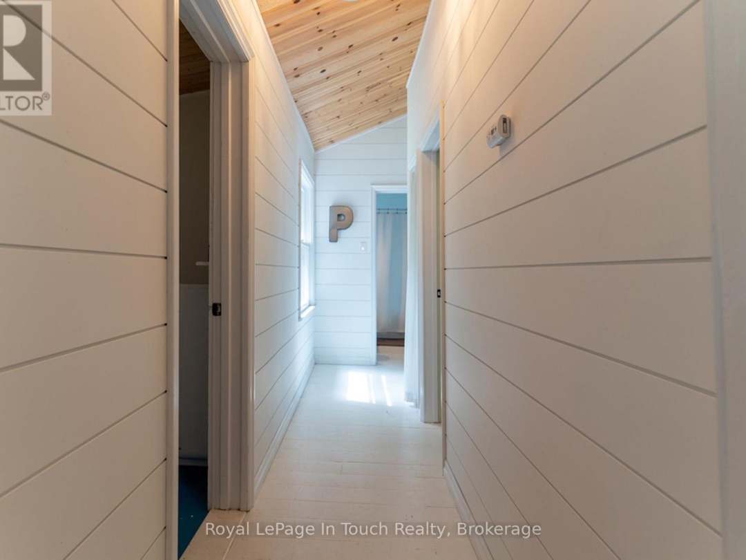 15052 GEORGIAN BAY SHORE, Georgian Bay